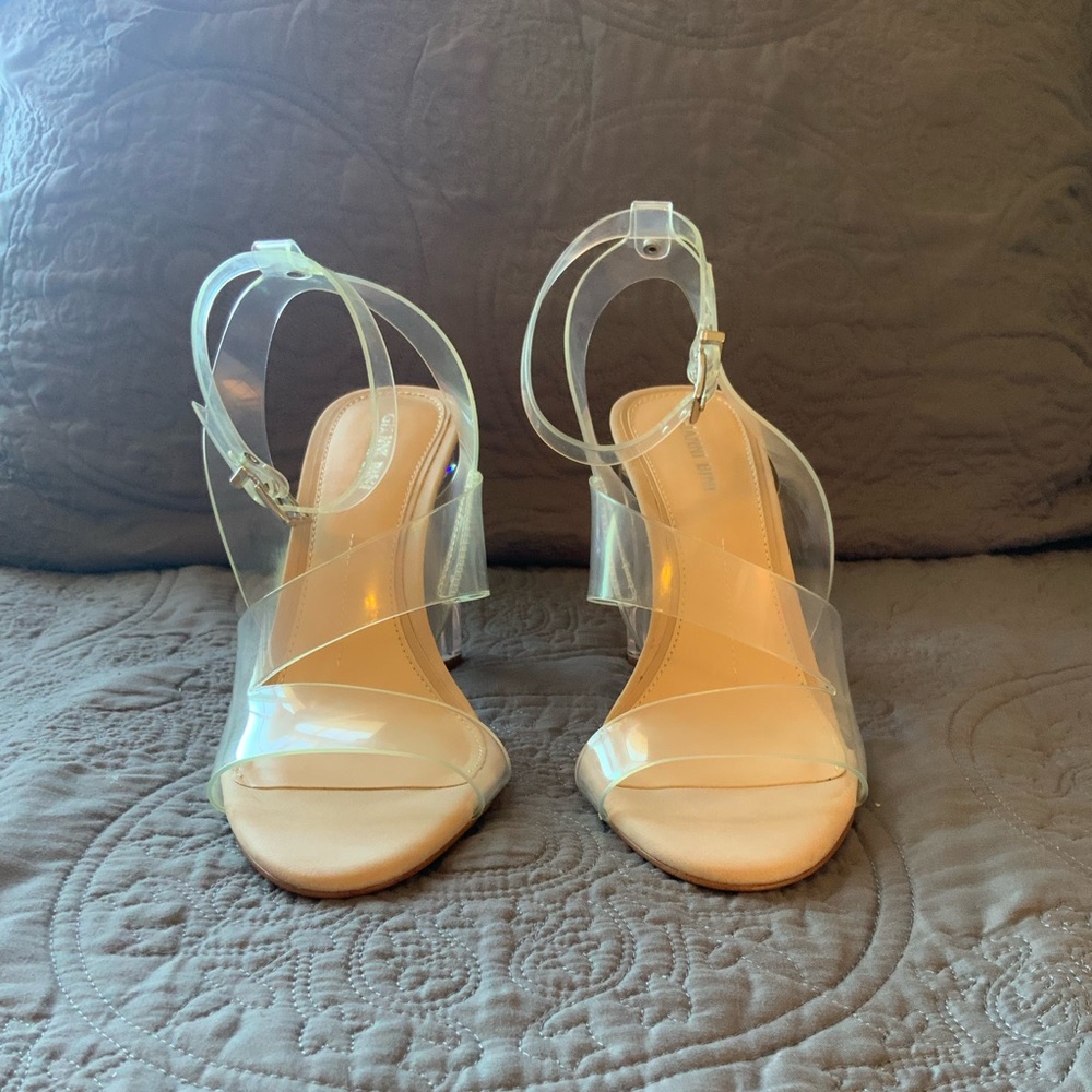 NEW Gianni Bini Ahrley Clear Vinyl Ankle Strap Strappy Sandals NWT - Picture 9 of 12